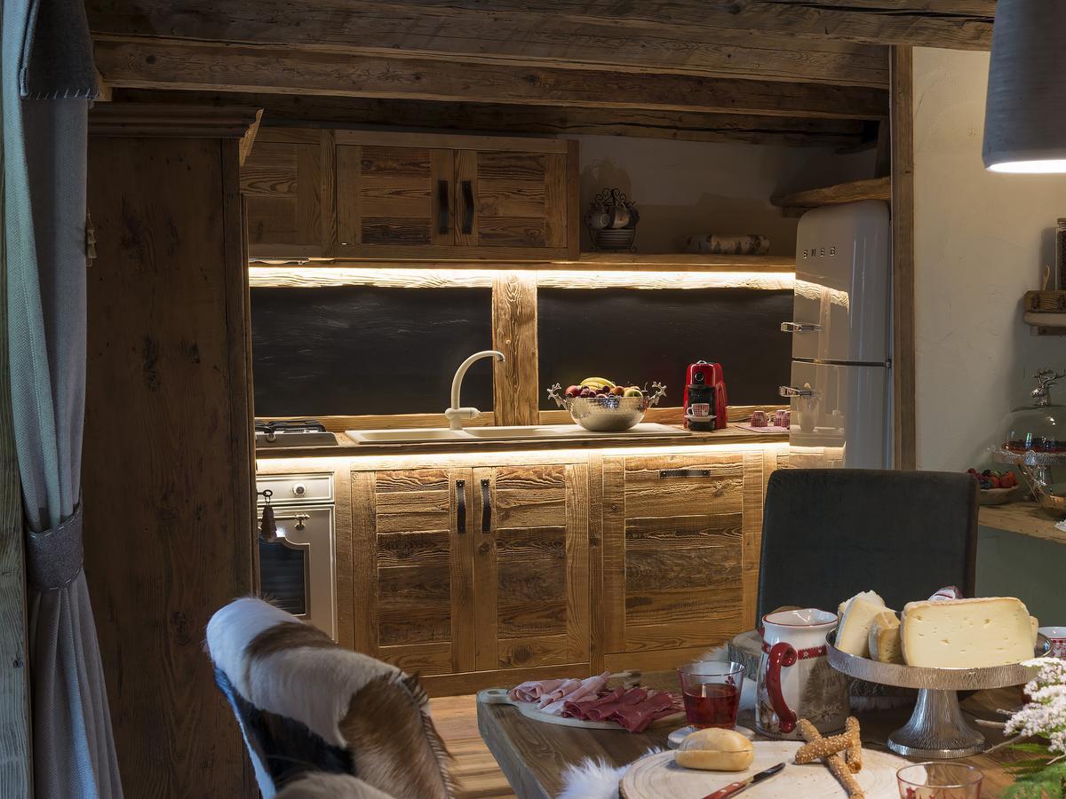 Bed & Breakfast Anisor - Parblanc La Salle Exterior foto
